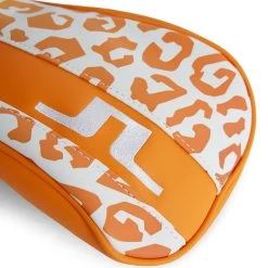 J.Lindeberg Golf Headcover - Driver Print - Leo Reflect Sunset SS23 7 J.Lindeberg Golf Headcover - Driver Print - Leo Reflect Sunset SS23 -Fashion Golf j lindeberg golf bag driver print club headcover leo reflect sunset ss23 gmac08056 a034 x