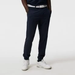 J.Lindeberg Golf Trousers - Cuff Jogger Pant - JL Navy AW23 -Fashion Golf j lindeberg golf joggers performance cuffed pant jl navy ss23 gmpa08622 6855 41