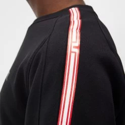 J.Lindeberg Golf Jumper - Sneaky Crew Neck - Black AW23 -Fashion Golf j lindeberg golf jumper sneaky crew neck black aw23 amjs09020 9999 92