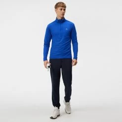 J.Lindeberg Golf Pullover - Luke HZ Mid - Surf The Web AW23 19 J.Lindeberg Golf Pullover - Luke HZ Mid - Surf The Web AW23 -Fashion Golf j lindeberg golf pullover luke hz mid surf the web aw23 amjs09079 o316 57