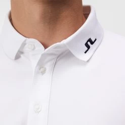J.Lindeberg Golf Shirt - Jeff Reg Fit - White AW23 -Fashion Golf j lindeberg golf shirt jeff reg fit white aw23 gmjt08561 0000 2
