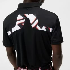 J.Lindeberg Golf Shirt - KV Print Regular Fit - Black AW23 -Fashion Golf j lindeberg golf shirt kv print regular fit black aw23 gmjt08571 9999 109