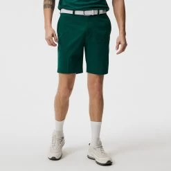 J.Lindeberg Golf Shorts - Vent Tight Fit - Rain Forest AW23 15 J.Lindeberg Golf Shorts - Vent Tight Fit - Rain Forest AW23 -Fashion Golf j lindeberg golf shorts vent tight fit rain forest ss23 gmpa07908 m374 71