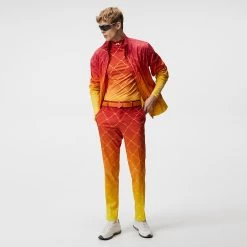 J.Lindeberg Golf Trousers - Fade Print Pant Slim - Sunset SS23 -Fashion Golf j lindeberg golf trousers fade print pant sunset fade logo ss23 gmpa08235 i174 d