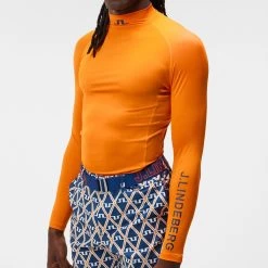 J.Lindeberg Golf Base Layer - Aello SC - Exuberance AW23 -Fashion Golf j lindeberg golf base layer aello sc exuberance aw23 gmjt08563 i075 17