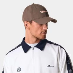 Macade Golf Cap - Admiral Sportswear Cord Snapback - Brown AW23 7 Macade Golf Cap - Admiral Sportswear Cord Snapback - Brown AW23 -Fashion Golf macade admiral collaboration 0004 brown cap 3