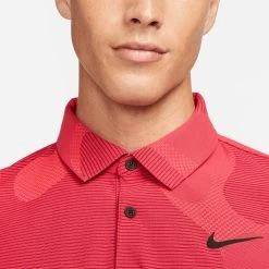 Nike Golf Shirt - NK DF ADV Tour Camo Polo - Noble Red FA23 -Fashion Golf nike golf shirt nk df adv tour camo polo noble red fa23 dr5312 620 37