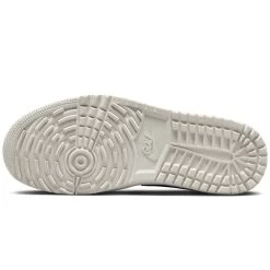 Nike Golf Shoes - Air Jordan 1 Low G - Black Volt SU23 17 Nike Golf Shoes - Air Jordan 1 Low G - Black Volt SU23 -Fashion Golf nike golf shoes air jordan 1 low g black volt su23 dd9315 108 g