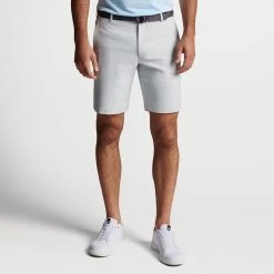 Peter Millar Golf Shorts - Salem Performance 9" - British Grey AW23 -Fashion Golf peter millar model shot 0000s 0013 me0eb82 bri alt a