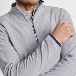 Peter Millar Golf Pullover - Thermal Micro Fleece QZ - Gale Grey AW23 -Fashion Golf peter millar model shot 0000s 0026 mf23ez38 gale alt c